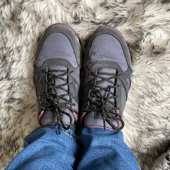 Size 7 - Picture 6 of 8